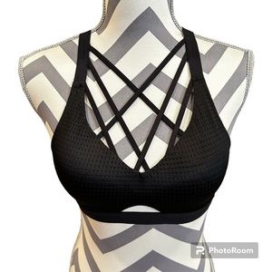 Victoria’s Secret Sport black strappy sports bra size 32A